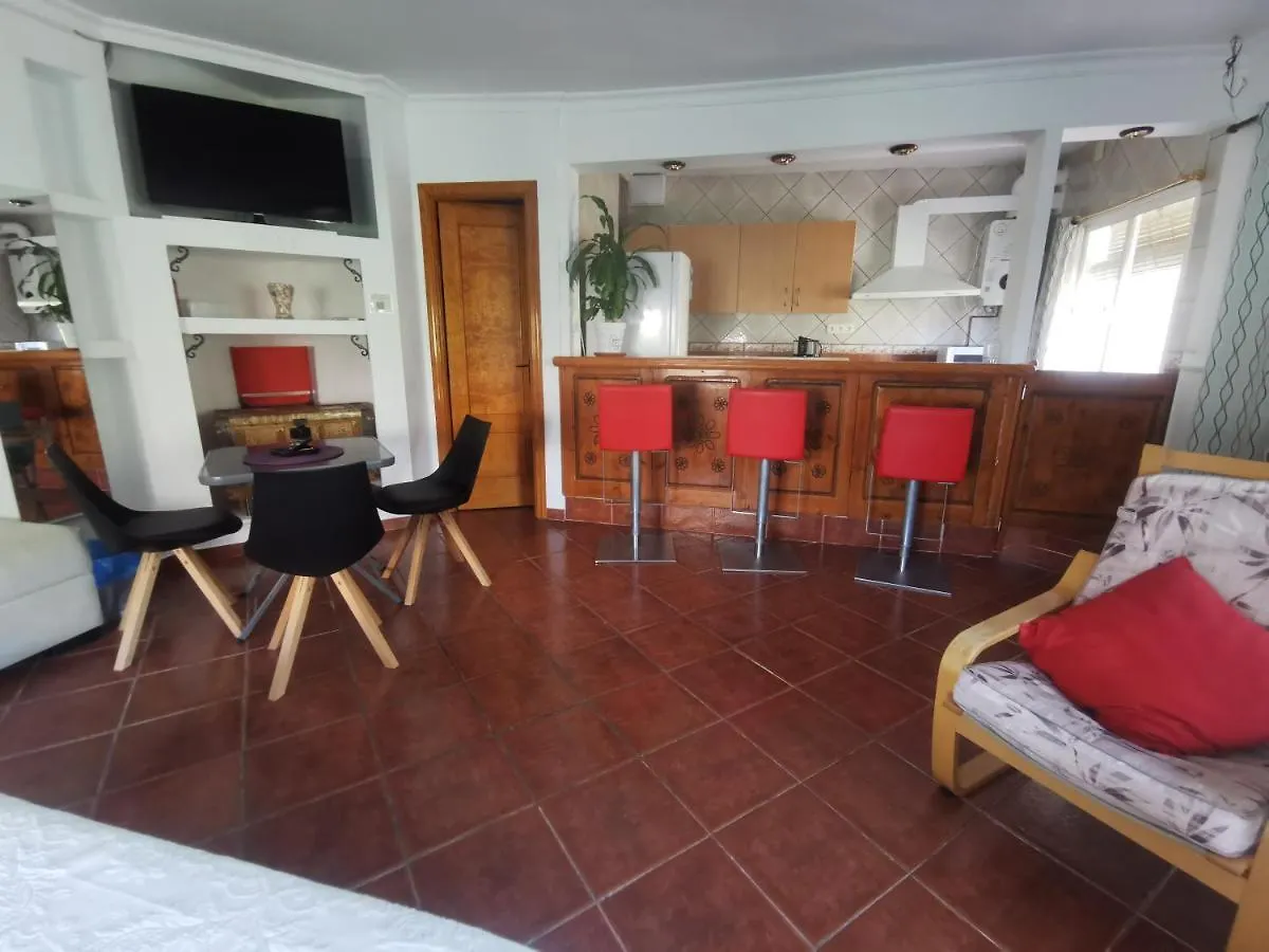 Las Tres Macetas Málaga Appartement